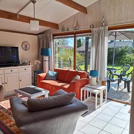 Rekerlanden 210 Casa de Férias *